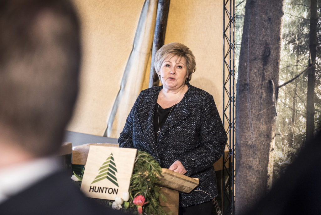 Åpning av ny fabrikk på Gjøvik – statsministerens tale - Hunton Fiber